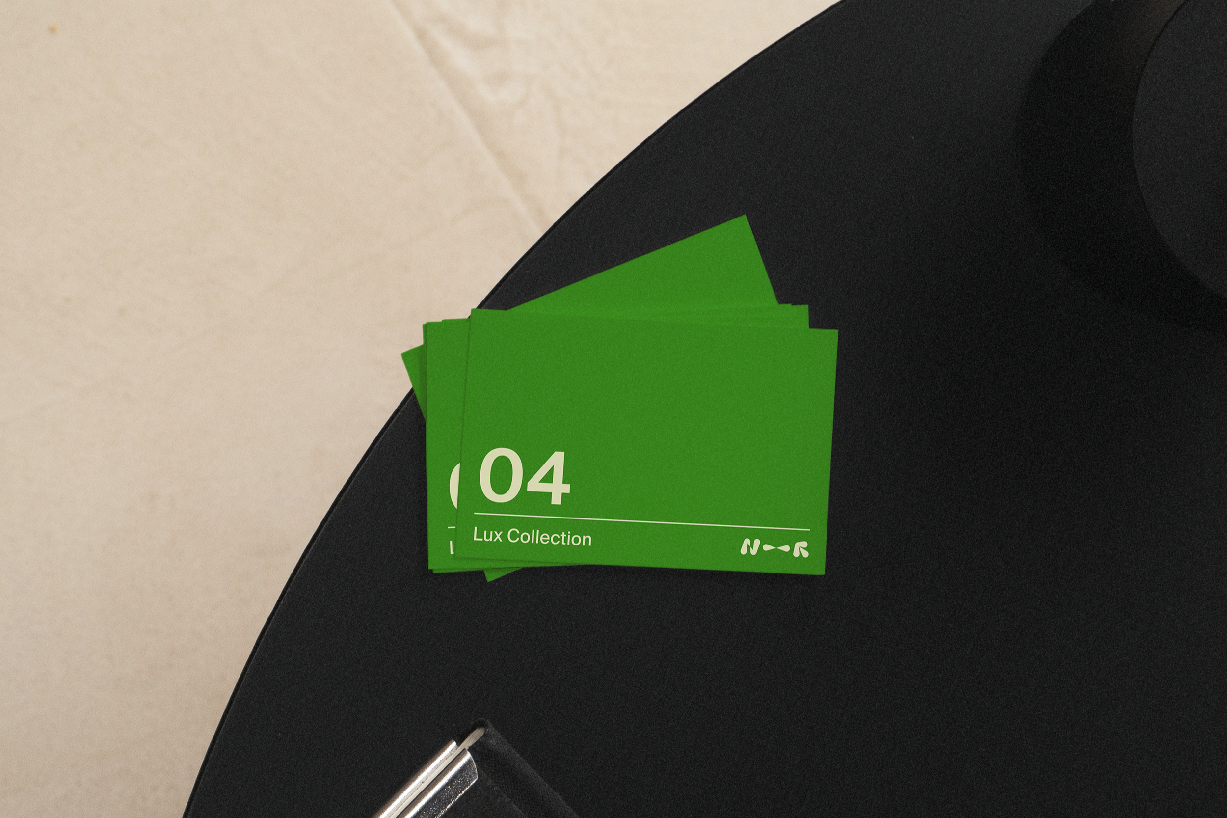 Business Card LUX-04