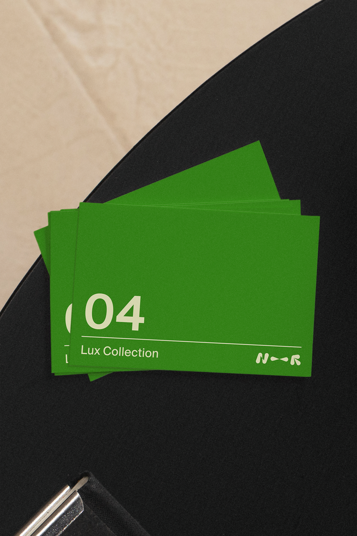 Business Card LUX-04