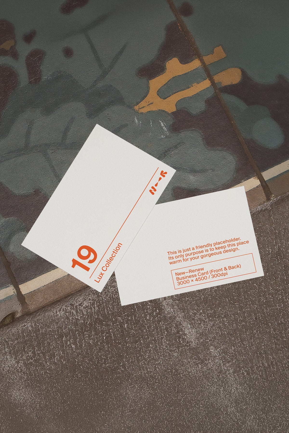 Business Card LUX-19