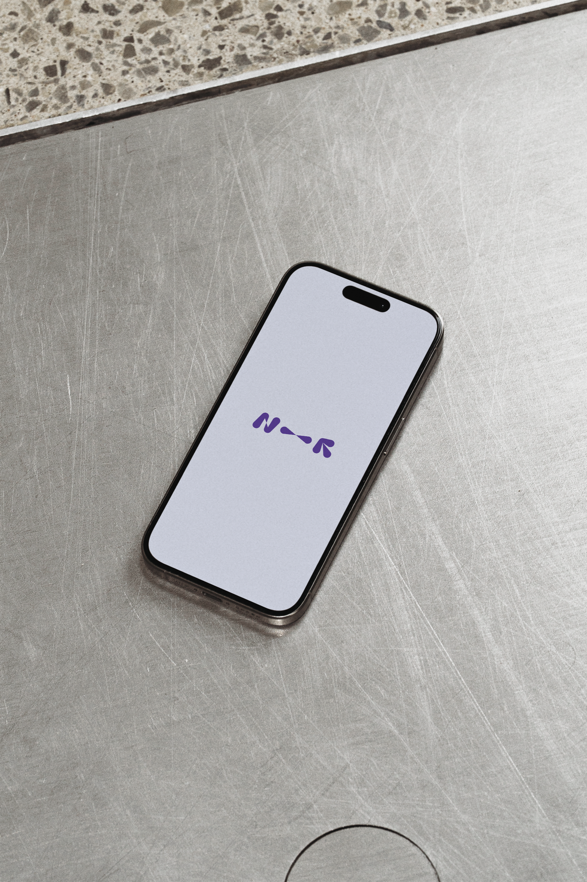 iPhone Pro LUX-01